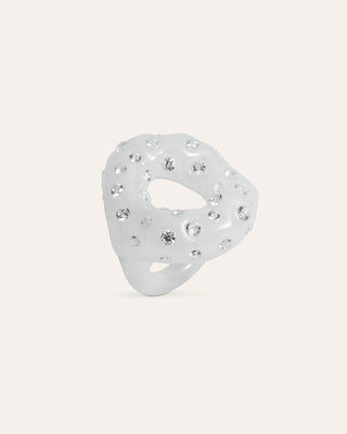 White Echo Ring