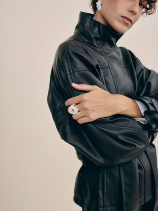 White Echo Ring