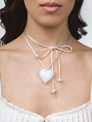 White Kardia Necklace